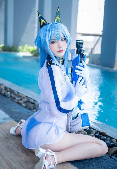 petite feet onlyfans erotic images