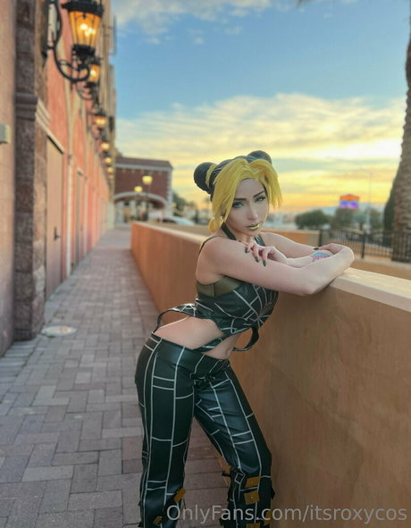 itsroxycos hot pornstar img