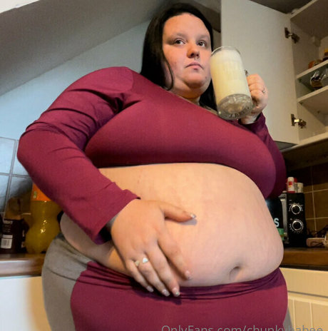 chunkybabee adult actress pic