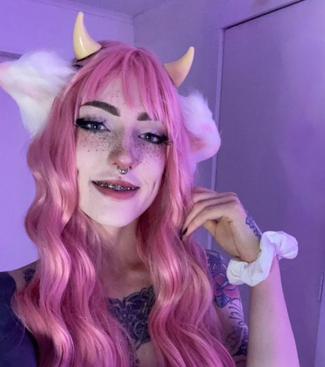 MollyRiot xxx actress photos