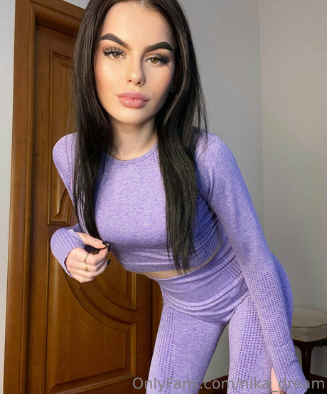 nika dream model beautiful pictures