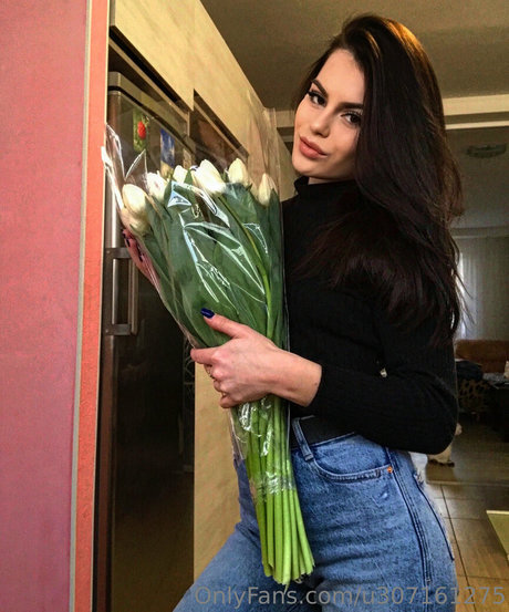 nika dream model nudes archive