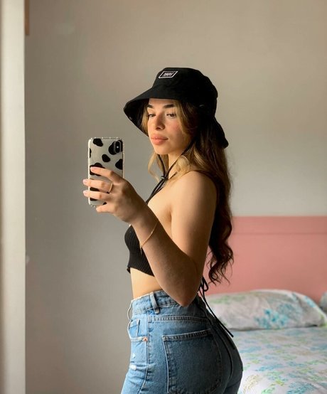 ImAUppa pornstar nude galleries