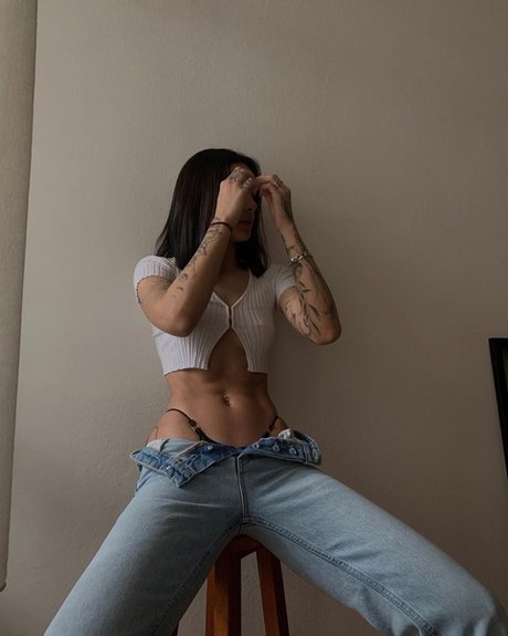 Pelinay Igit star hd pics