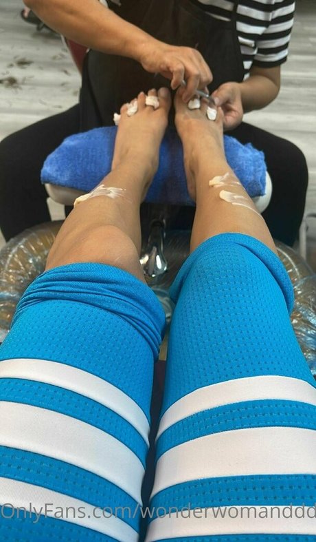 wonderwomanddd pornstar adult photo