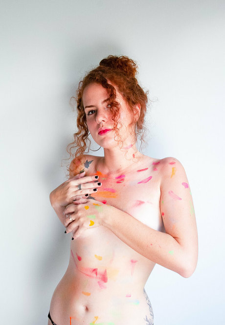 aghatadefogoo star adult photo