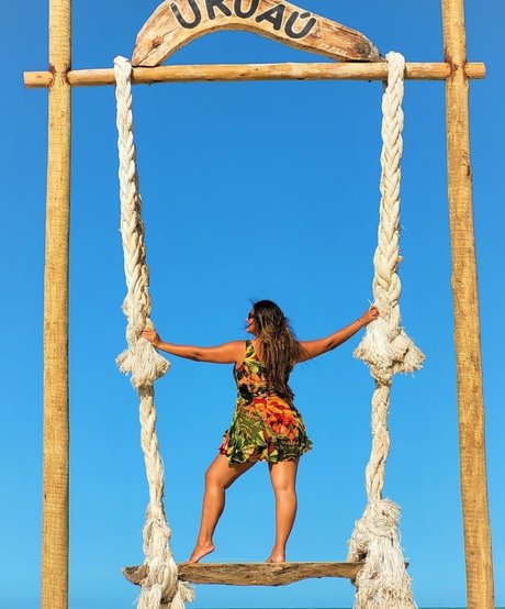 Thais Nakaguma hot star gallery