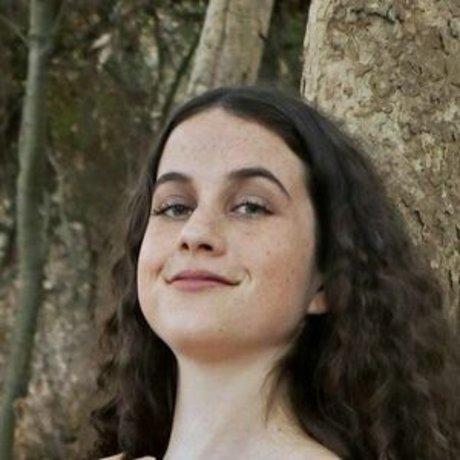 Who Is She model nudes picture