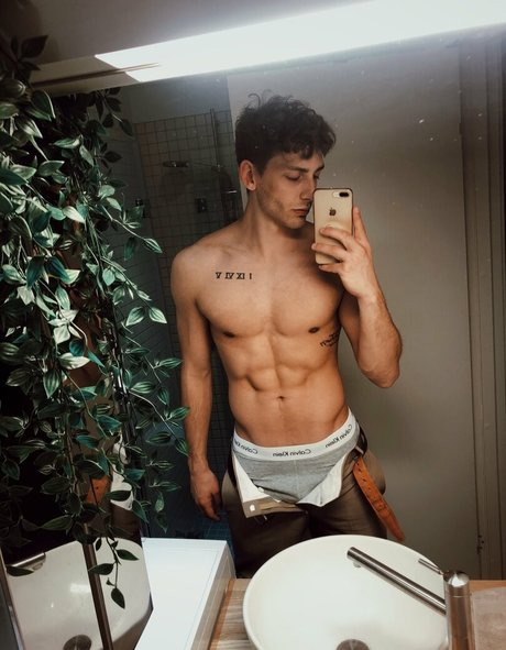 battyboyfree erotic actress archive