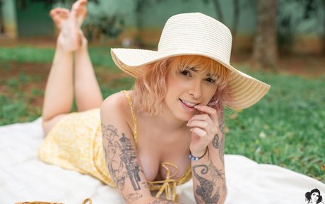 wichitak hot actress image