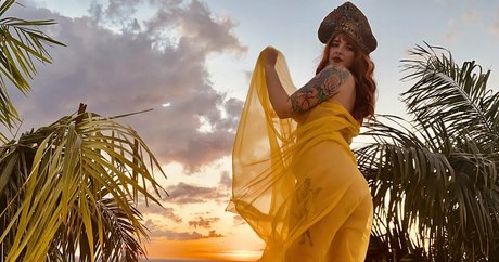 rosamagnoliaxo high quality pornstar images