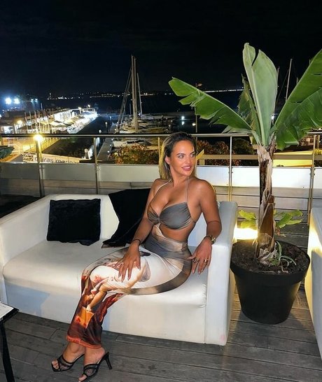 Patricia Pestana sex model archive