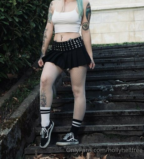 hollyhellfree hd actress pics