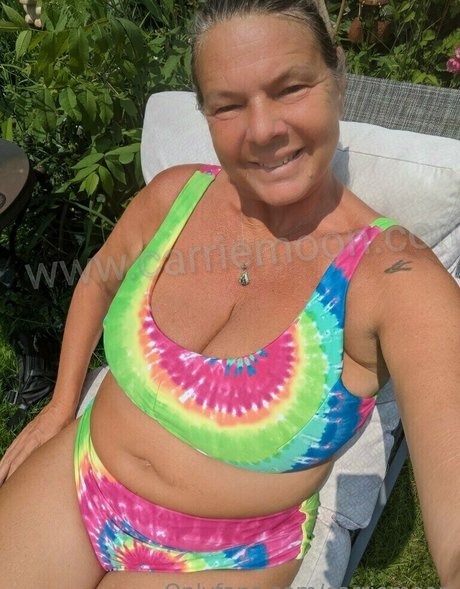 carriemoon high quality model images