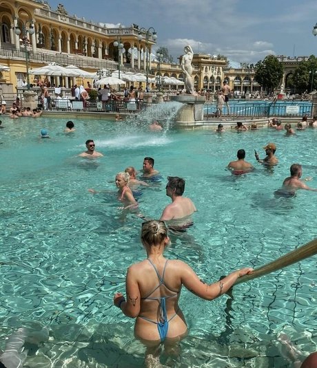 Sweetlikecinnam n naked model img