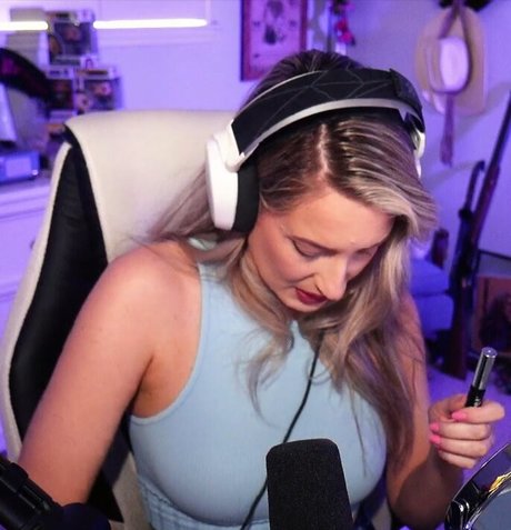 BasicWitGirl pornstar free image