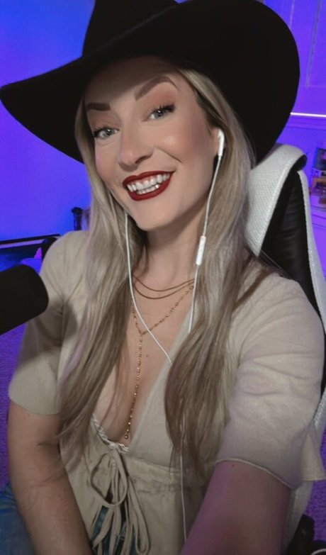 BasicWitGirl sex pornstar img