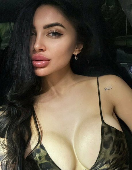 feralmaryberry pornstar hot photo