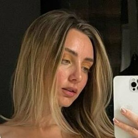 KSensational pornographic star image