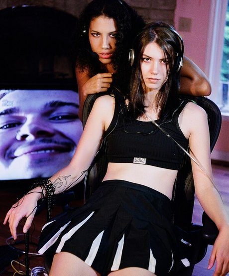 Skatie420 pornographic actress gallery