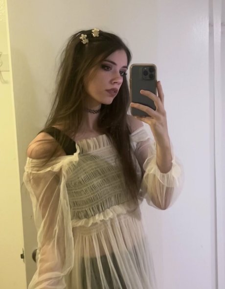 Skatie420 star beautiful picture