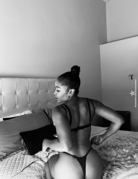 Ariane Andrew pornstar naked galleries