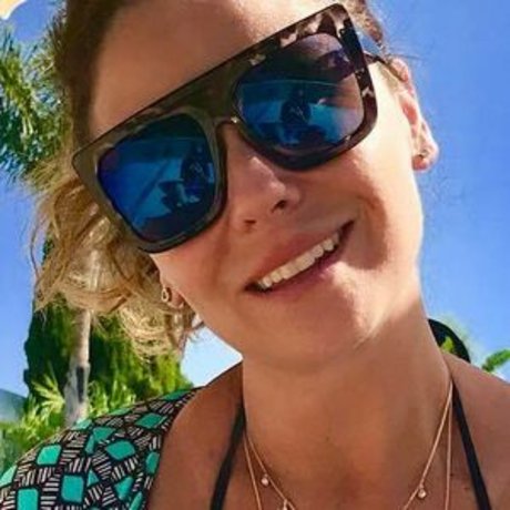 Giovanna Antonelli star hot photo