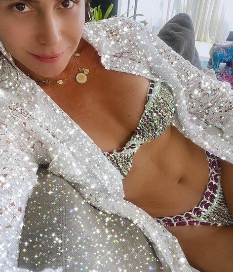 Giovanna Antonelli perfect star picture