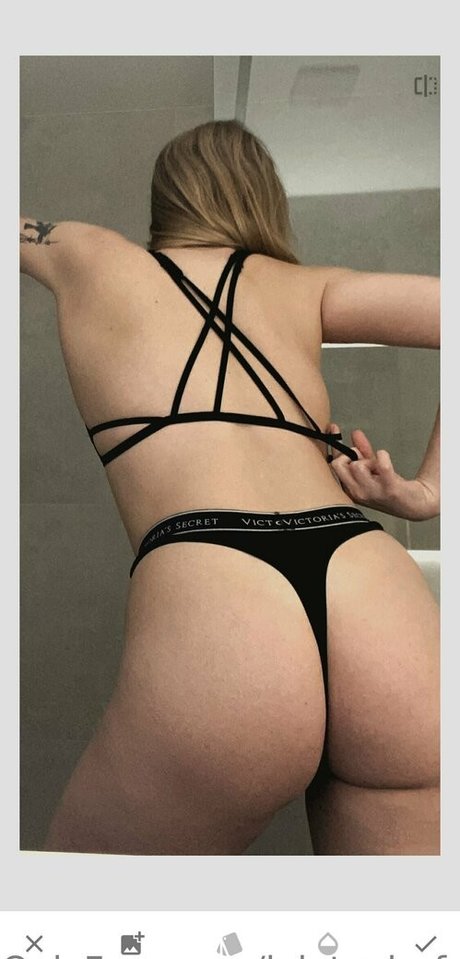 lolataylorfree model perfect picture