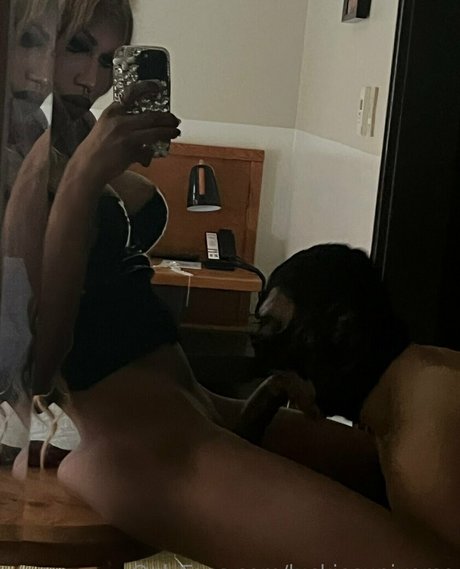 luckiesuniverse top pornstar pics