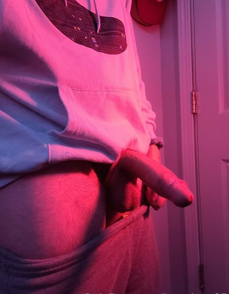 leoprince95 xxx star photo