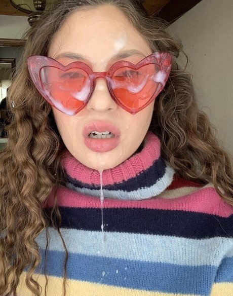 Annablossom top model images