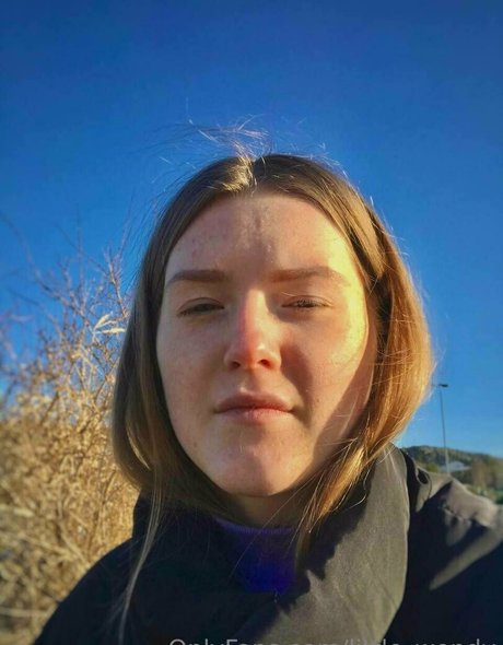 little wendy sexy model picture