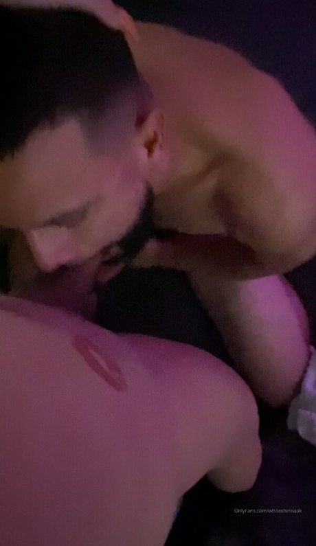 White Chinaa free star pic