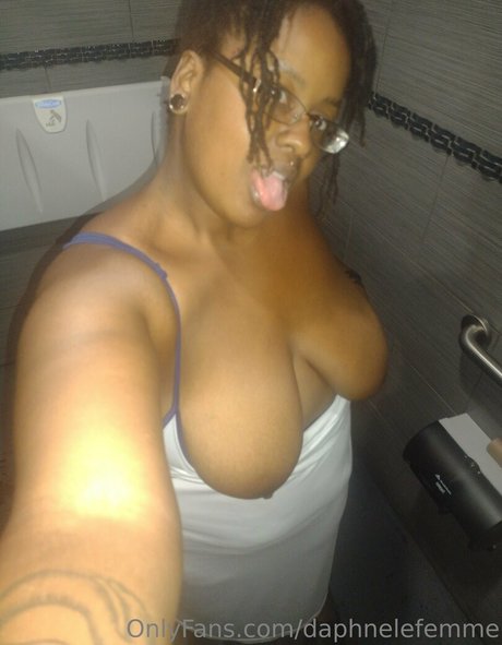 daphnelefemme nude pornstar images