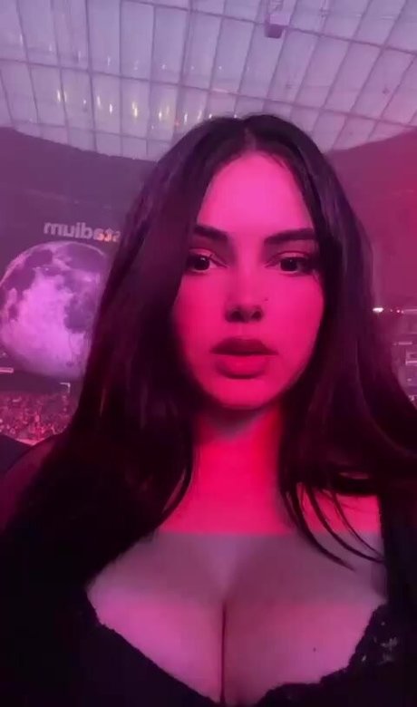 Elsababy model nude img