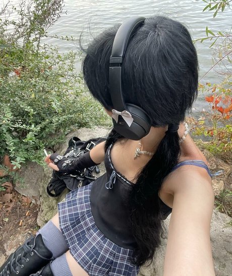 Arielle Maxine free model archive