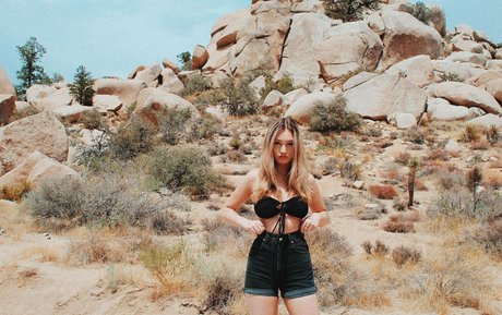 Skylarxraee model adult pics