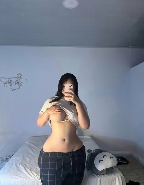 arawhre high quality model gallery