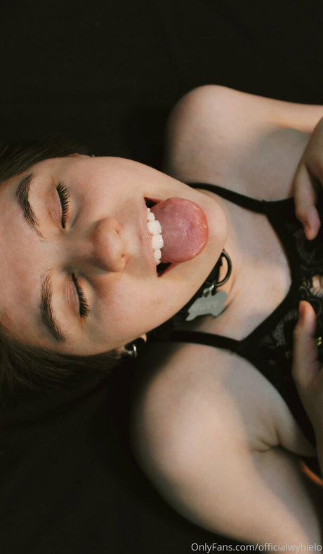 officialwybielo hot pornstar pics