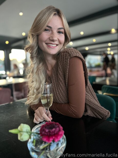 Mariella Fucila model high quality pics