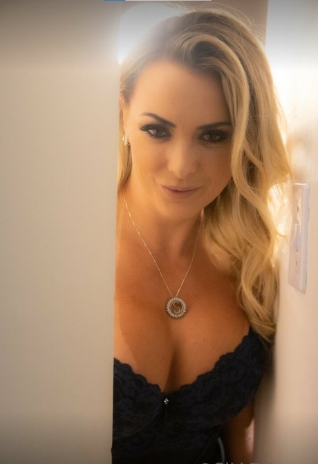 Sill Esteves pornstar adult archive