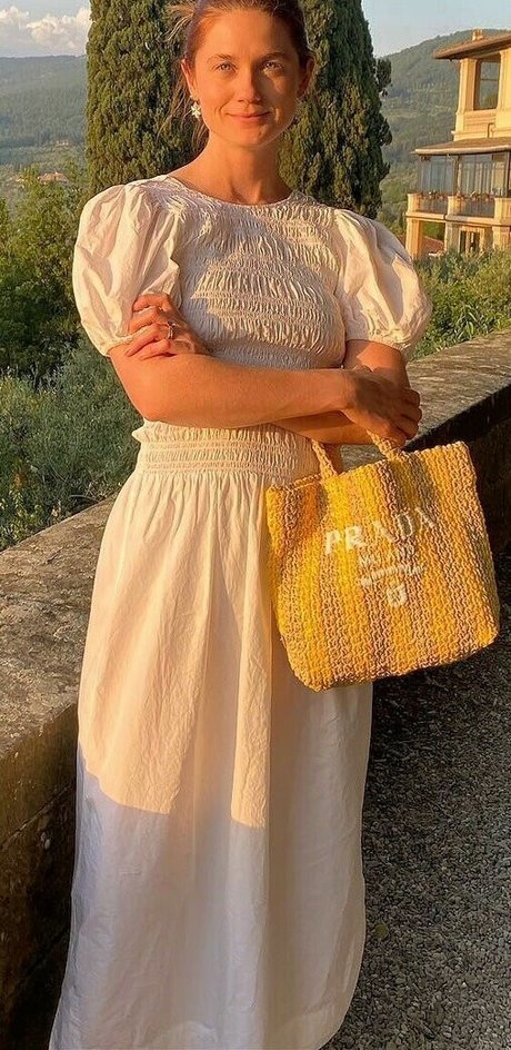 Bonnie Wright hd actress archive