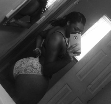 AsiaaMariee___ sexy star pics