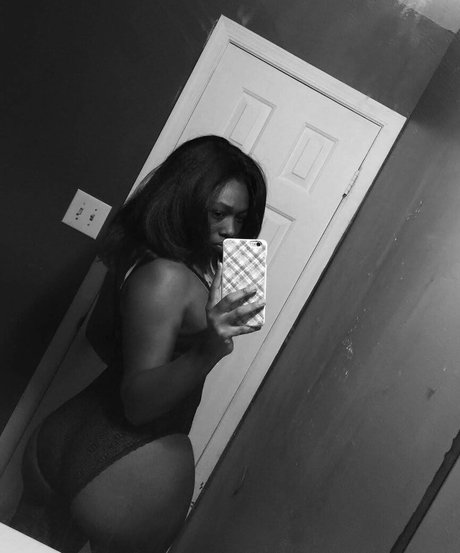 AsiaaMariee___ nude model pictures
