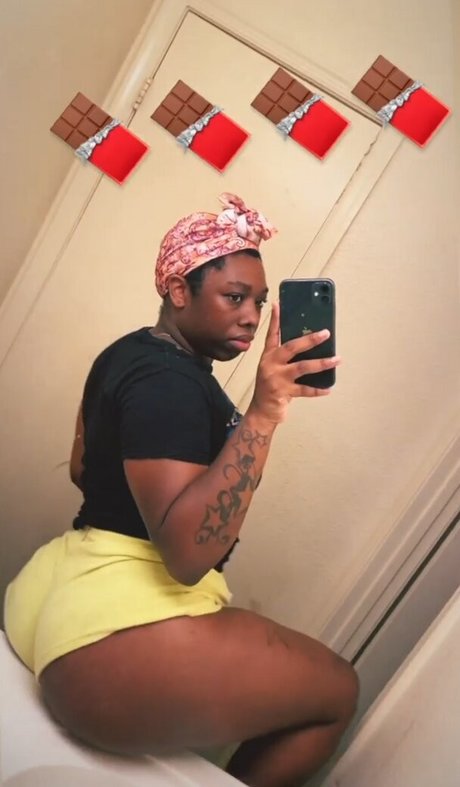 AsiaaMariee___ pretty model photos