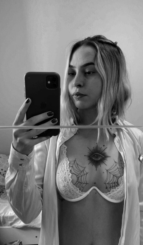 Aisha Tuchinscky star top images