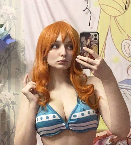 mia green tea naked star img