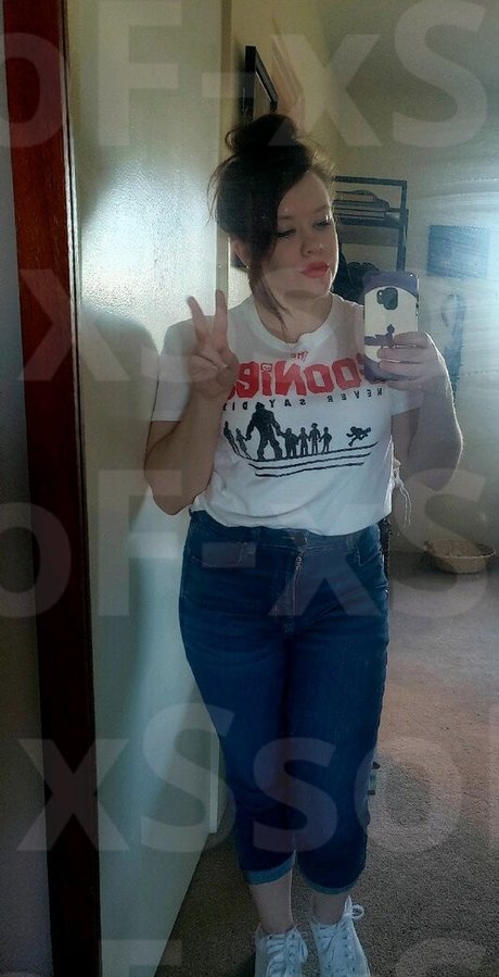 BittieTV nude pornstar image