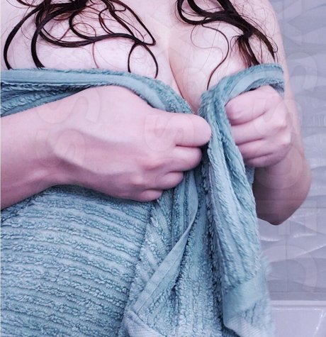 BittieTV hot pornstar pics